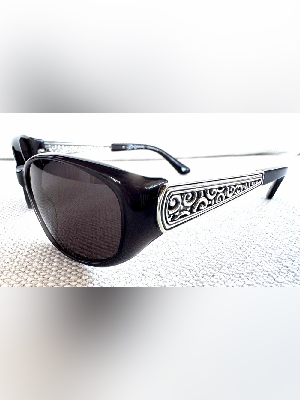 BRIGHTON Barbados Black Sunglasses w/ Case Silver Scroll Temples EUC Small Fit - Picture 3 of 13